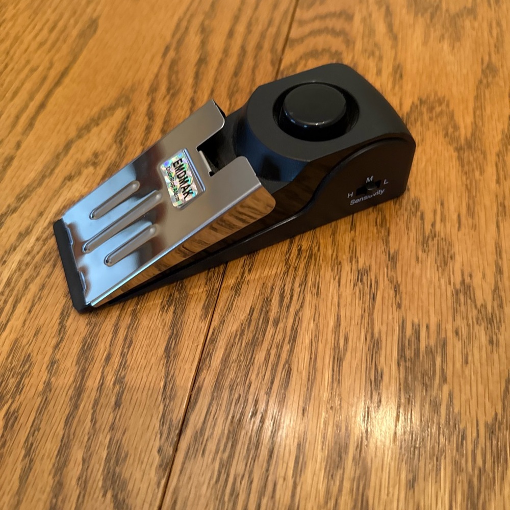 Black and Silver Door Stop Alarm